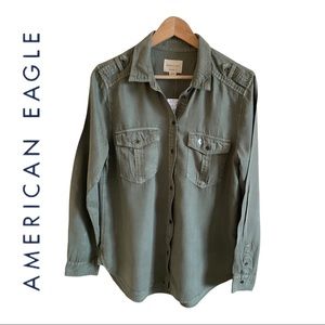 American Eagle Long Sleeve button down boyfriend fit top